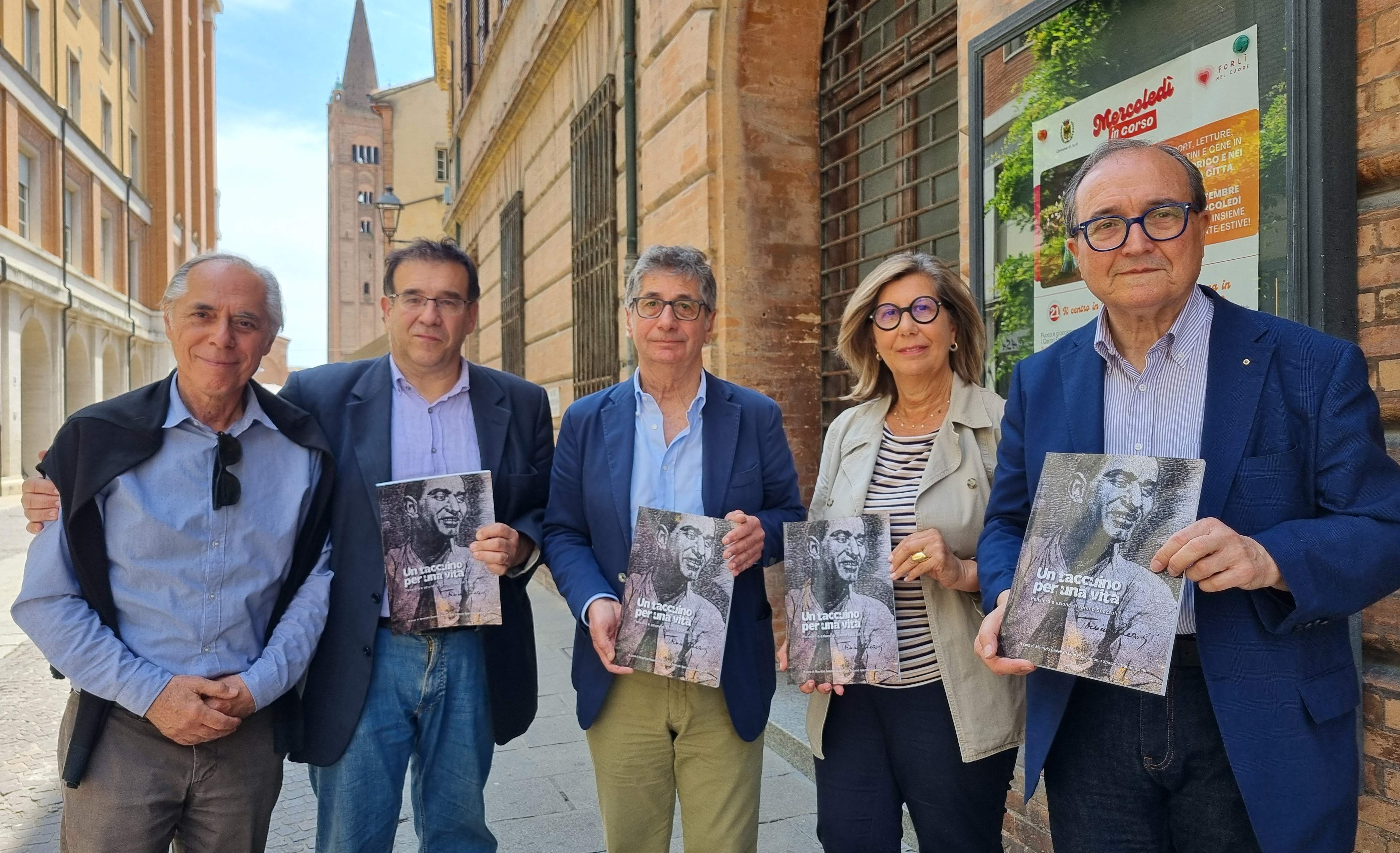 img of Taccuino per una vita. Pensiero e azione di Tonino Spazzoli