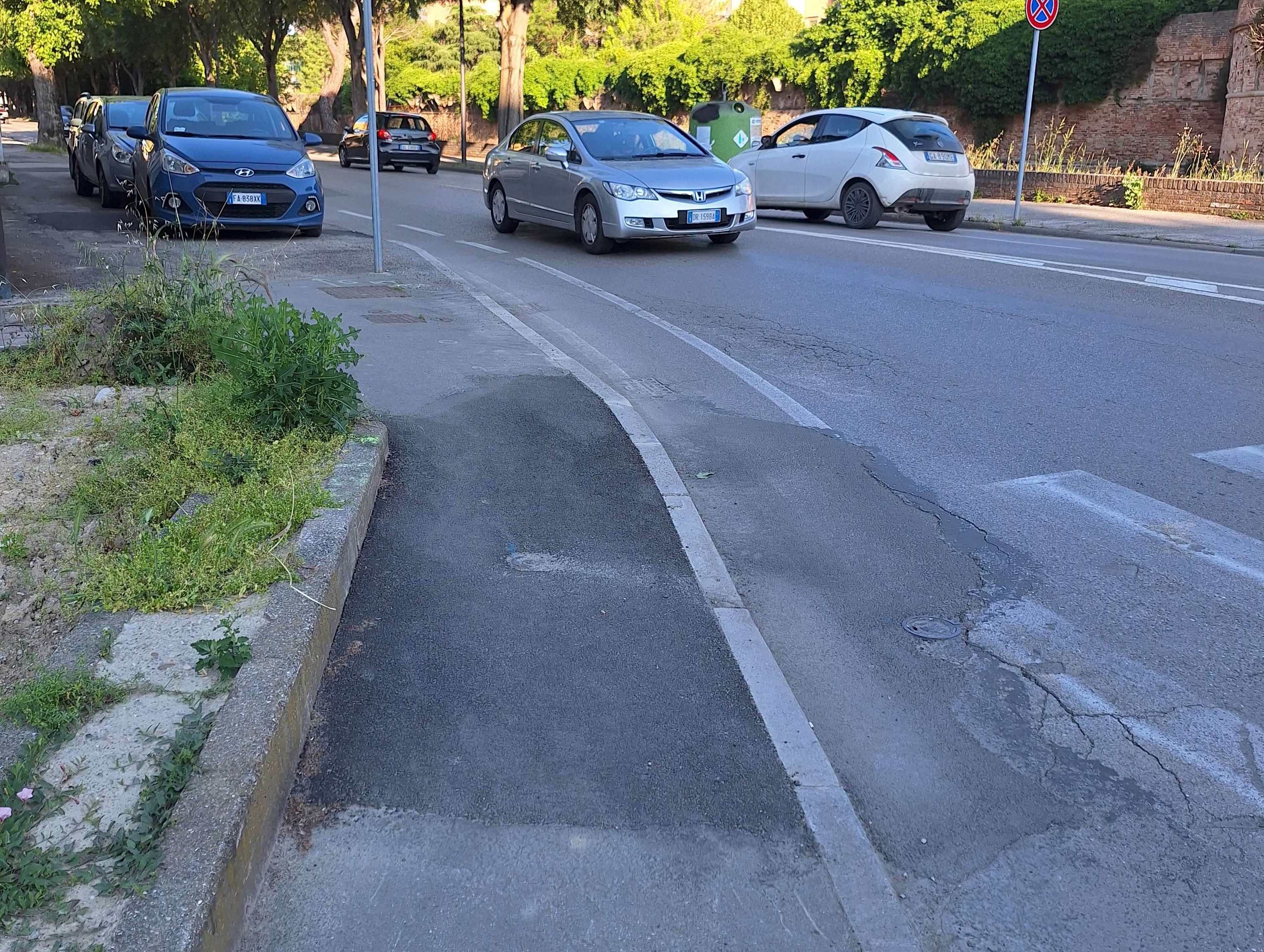 img of L’attraversamento pedonale in Via Corridoni è pericoloso