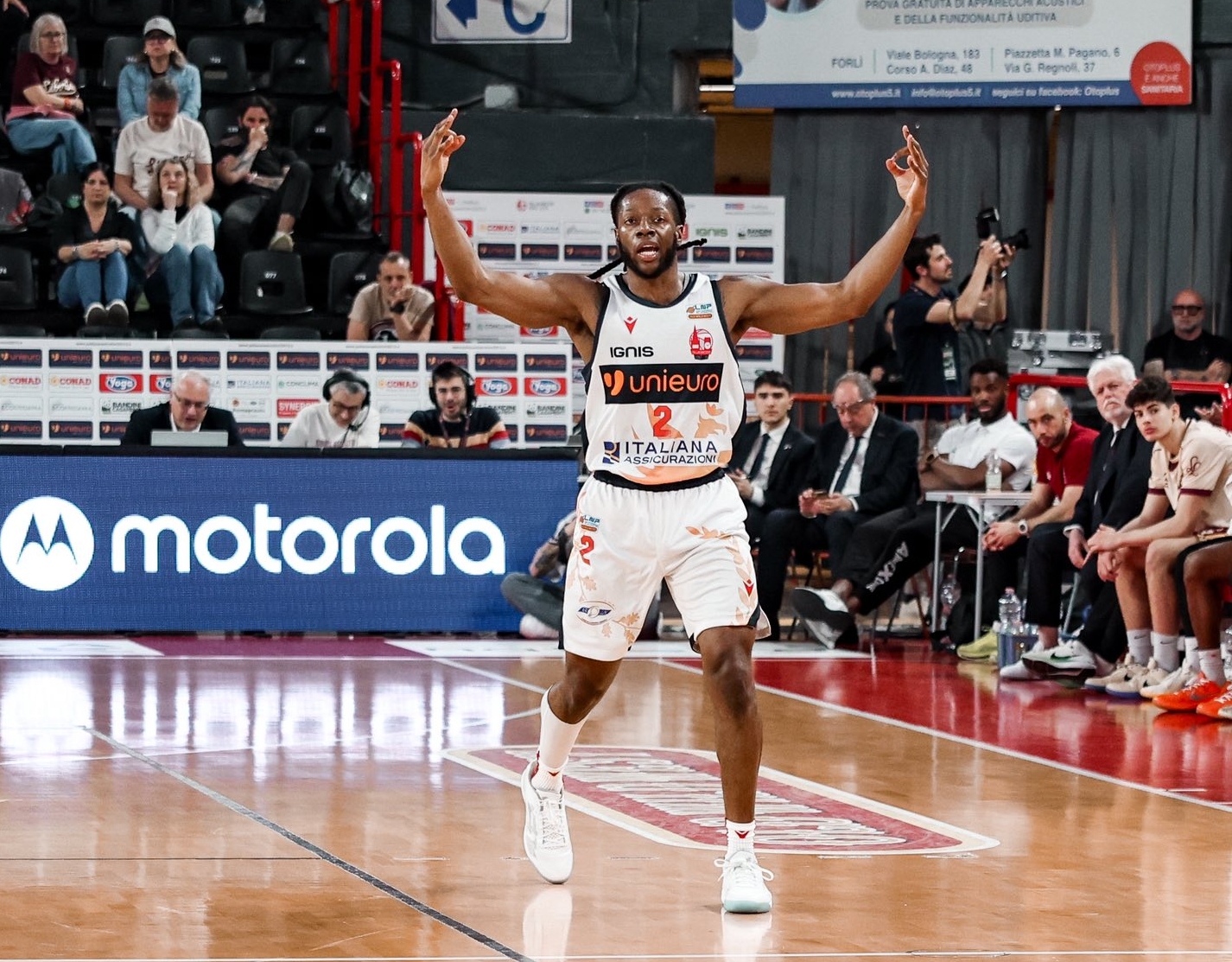 Col Livorno l’Unieuro conquista due punti che valgono la salvezza