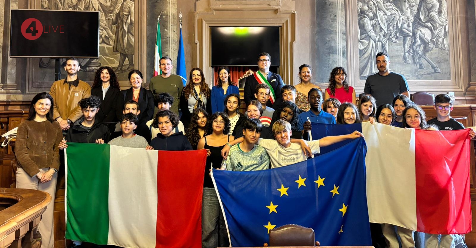 Forlì e Bourges più vicine: in Municipio una delegazione studentesca francese