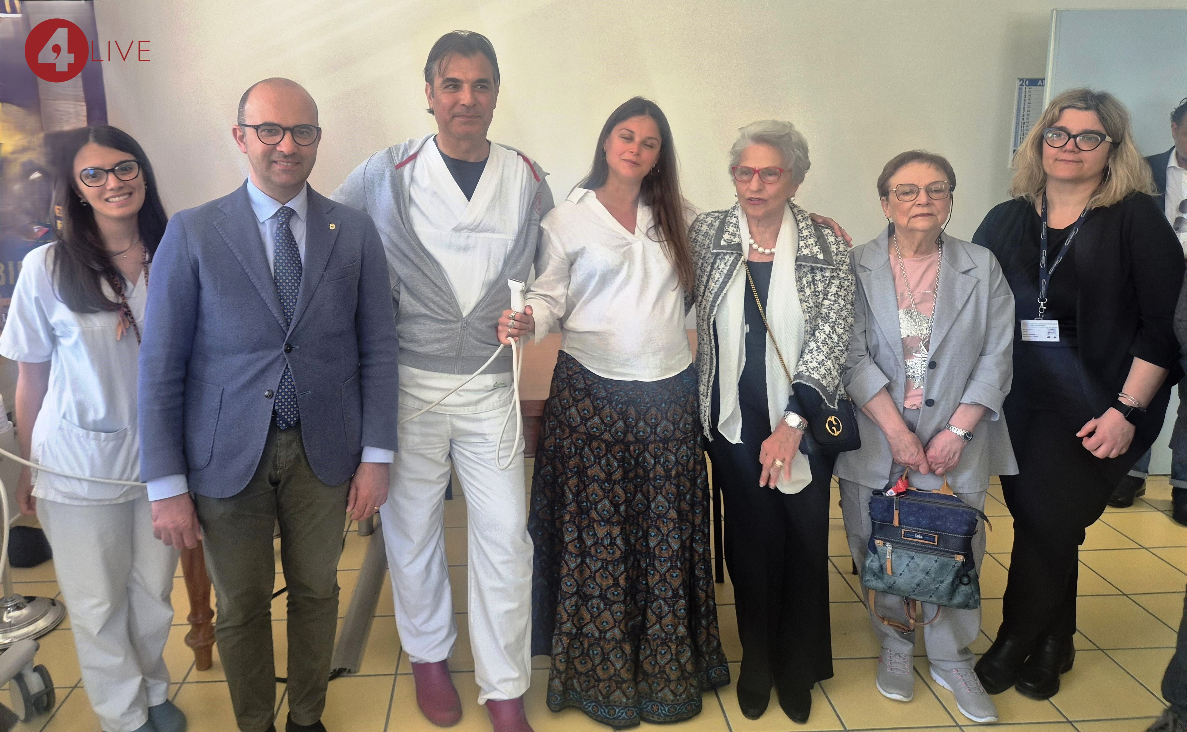 Ni.Ma dona una sonda ecografica alla Medicina Interna