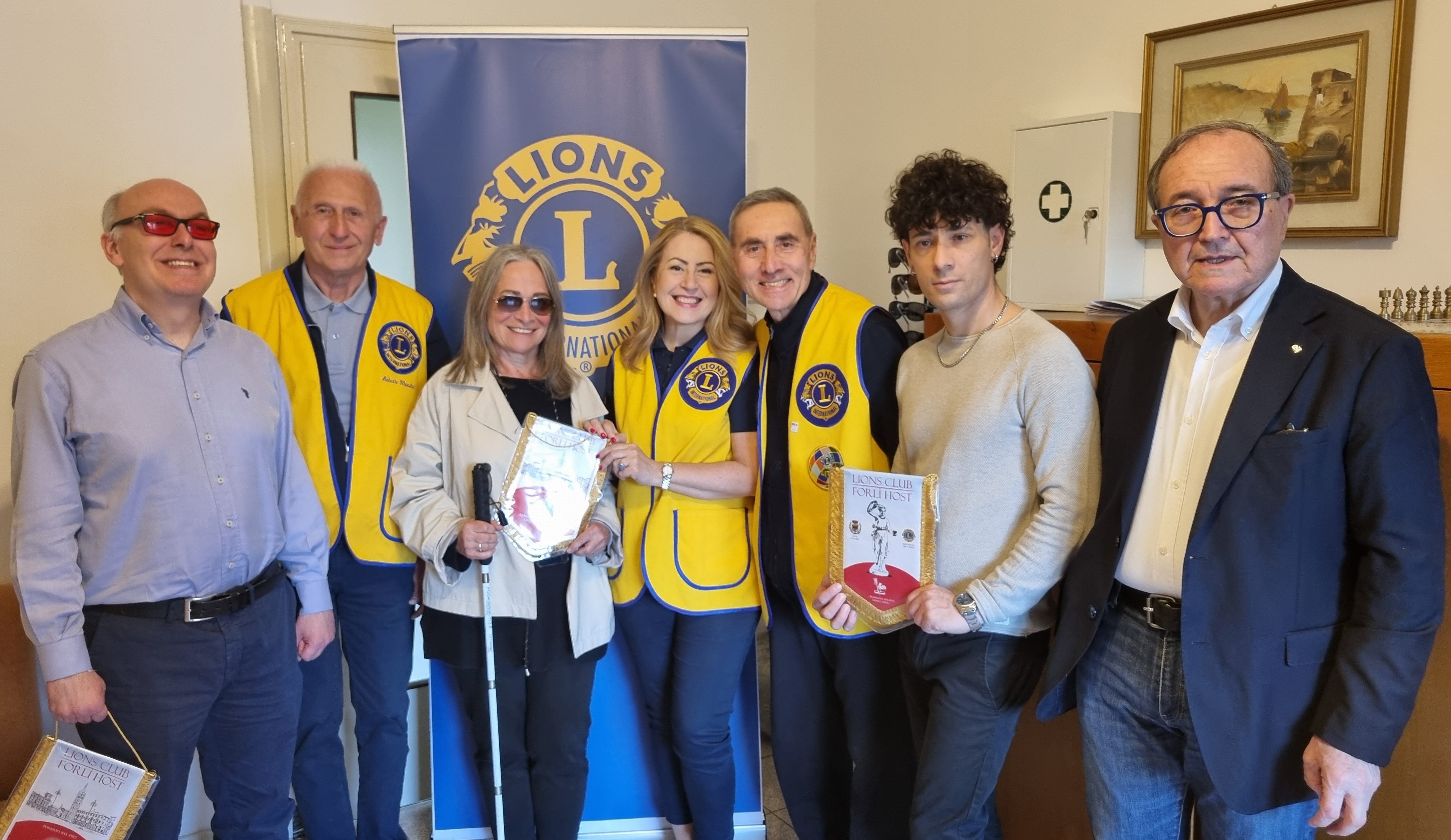Il Lions Club Forlì Host dona un ausilio moderno per non vedenti