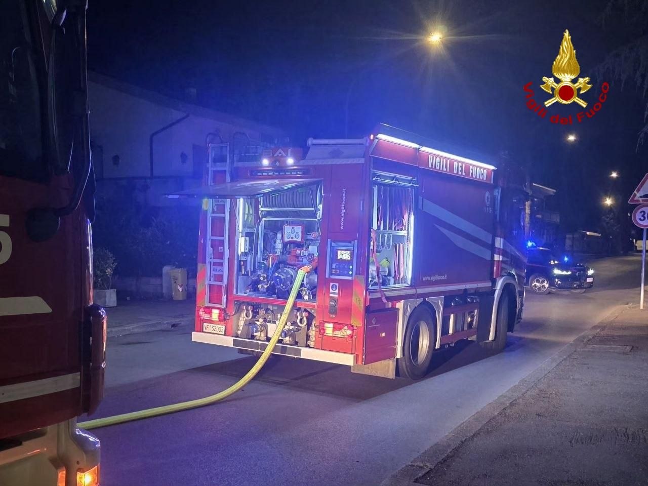 Incendio di materiale a Meldola