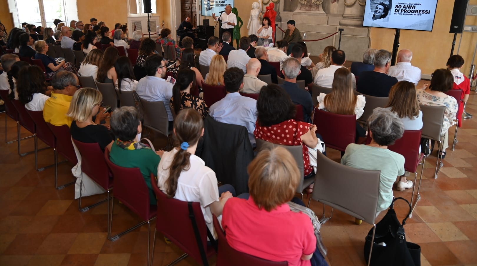 Legacoop e CIA-Conad consegnano borse di studio alle universitarie Stem
