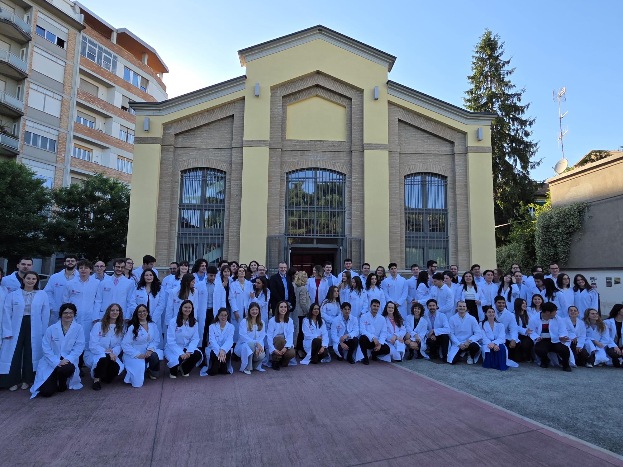 A Forlì prima White Coat Ceremony del corso di Medicina