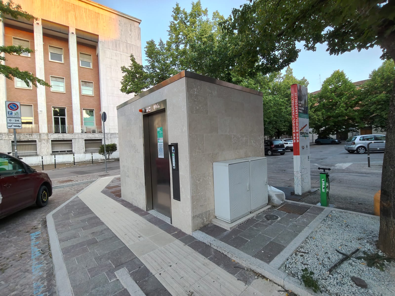 Entra in funzione un nuovo bagno pubblico in piazza XX Settembre