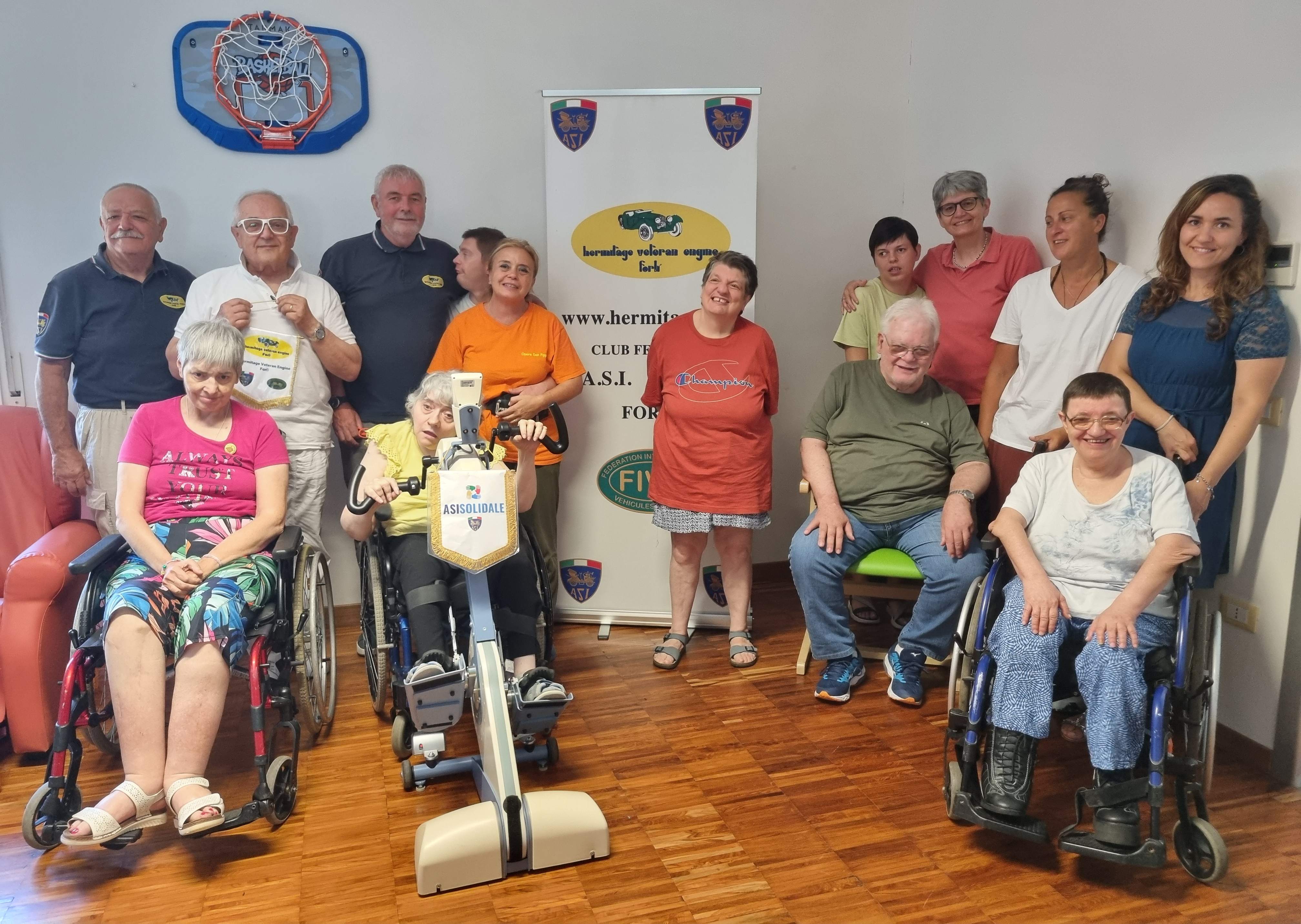 L’Hermitage Veteran Engine ha donato un cicloergometro alla Fondazione Don Pippo
