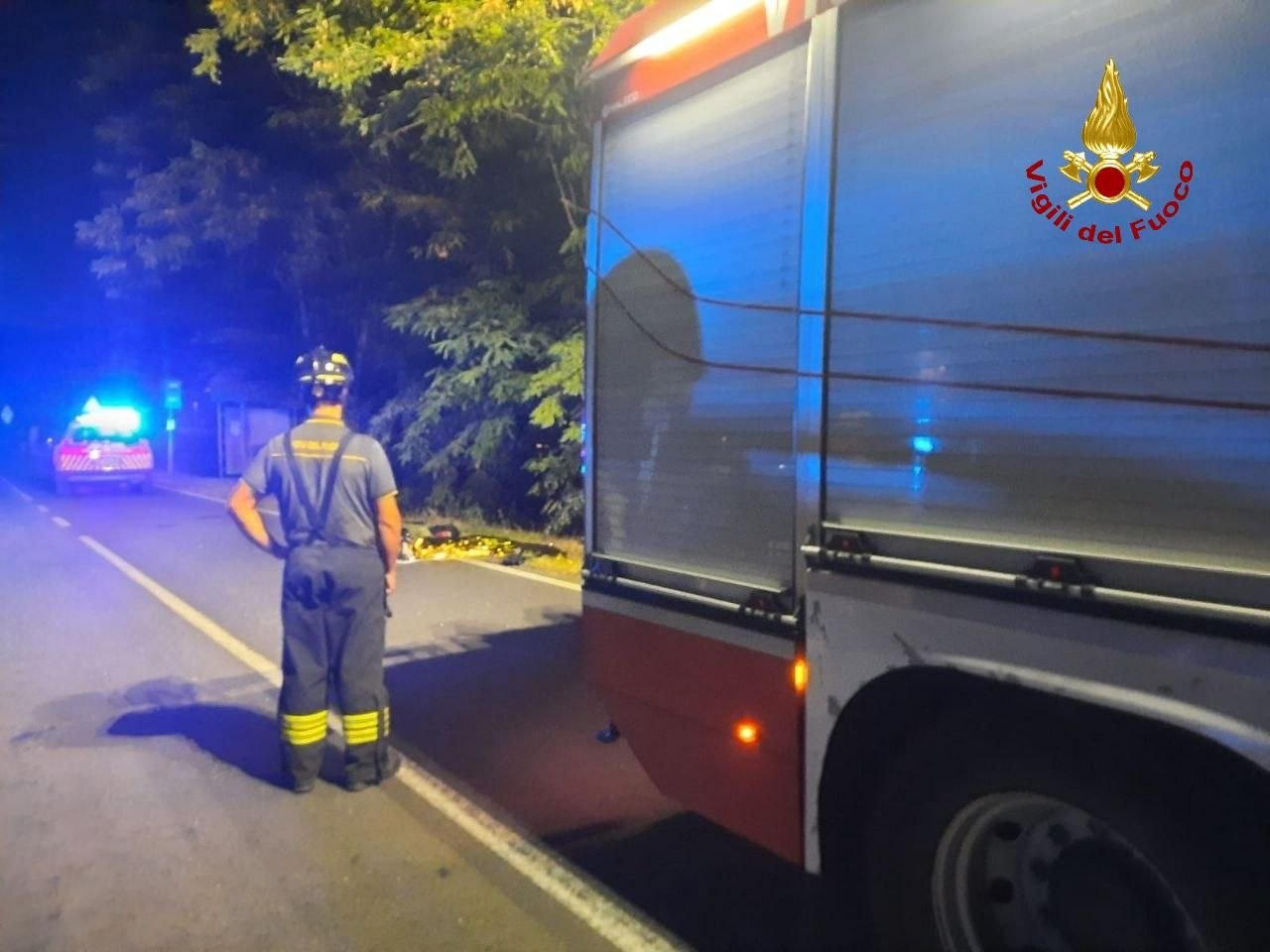 Tragico schianto tra auto e moto sulla Bidentina: muore un motociclista